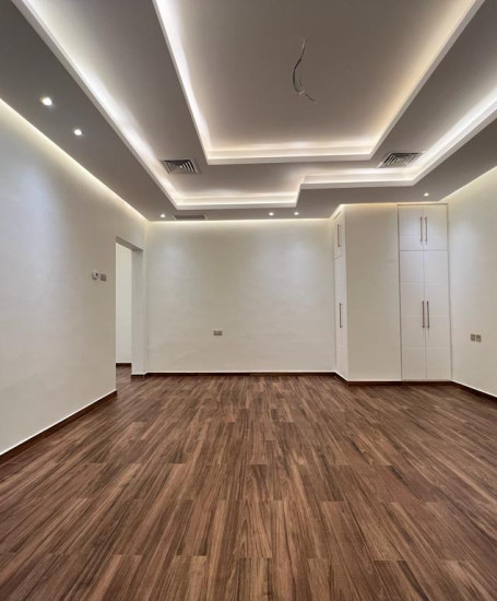 Three bedroom ground floor apartment for rent in Mishref 