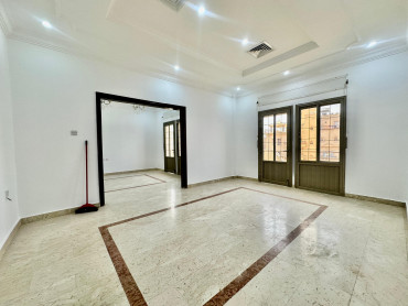 Three bedroom apartment in Salwa