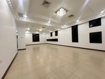 Four bedroom floor for rent in Al-Siddeeq