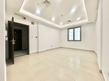 Three  bedroom apartment for rent in Salmiya