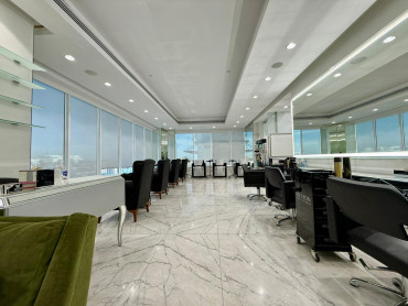 Luxury Salon Space for Rent in Sharq