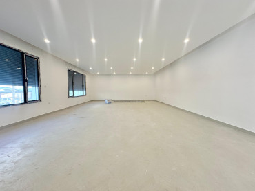 Brand new Ground Floor 4- bedroom apartment for rent in Al-Jabriya