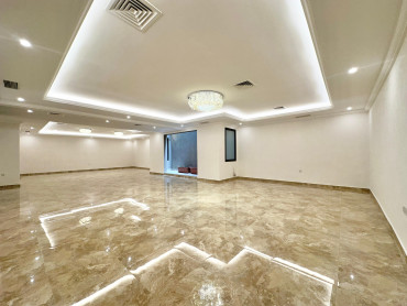 Spacious Basement floor for rent in Al-Siddeeq 