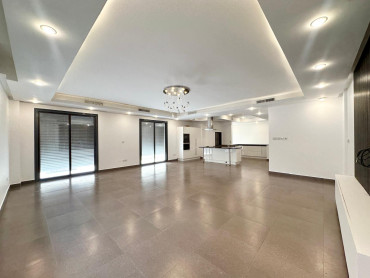 Spacious Duplex for rent in Daiya